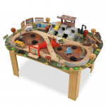 Pista cu masuta din lemn Cars 3- Thunder Hollow Disney Pixar KidKraft 71 piese